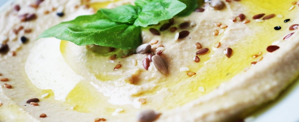 Tradycyjny hummus - pasta z ciecierzycy