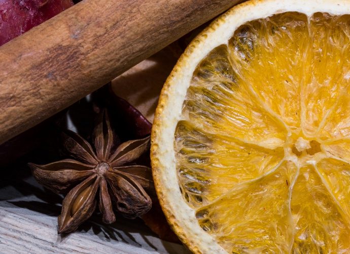 Suszone pomarańcze - tradycyjna dekoracja na Boże Narodzenie