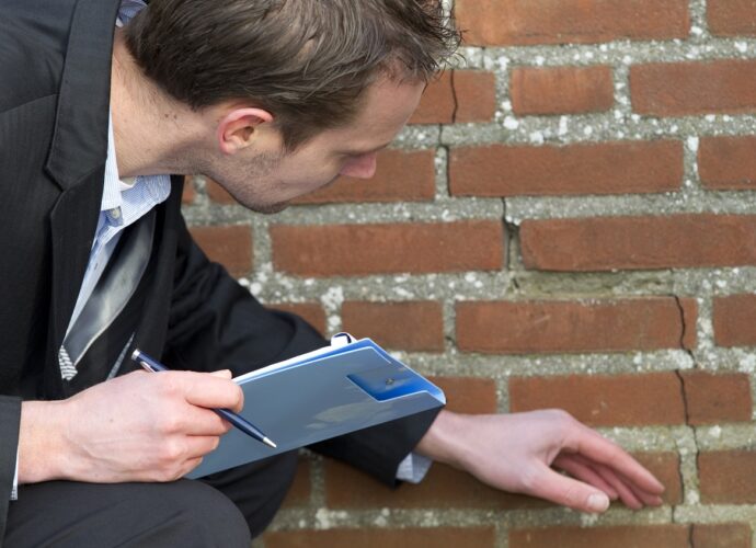 Czy drgania podłoża mogą być podstawą wnioskowania o odszkodowanie za szkodę górniczą