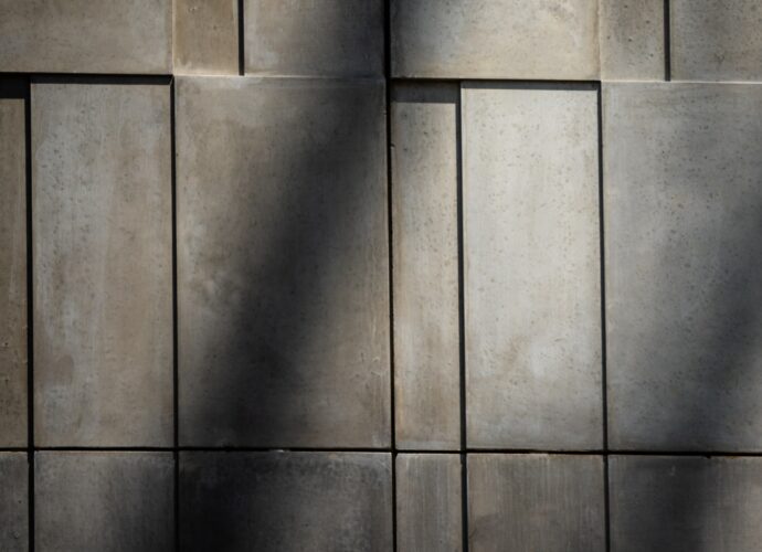 Ściana z betonu dekoracyjnego