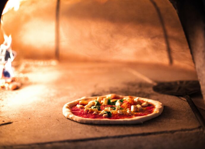 Pizza w piecu szamotowym