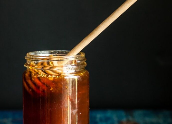 Miód tupelo w słoiku - wyjątkowy miód z Ameryki Północnej