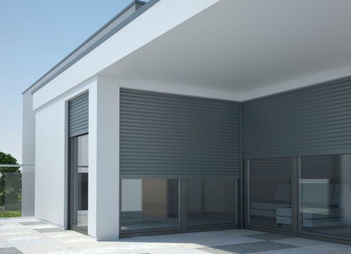 Budynek wyposażony w rolety zewnętrzne