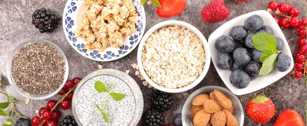 Superfoods, czyli superżywność - nieprzetworzone, naturalne produkty bogate w substancje odżywcze