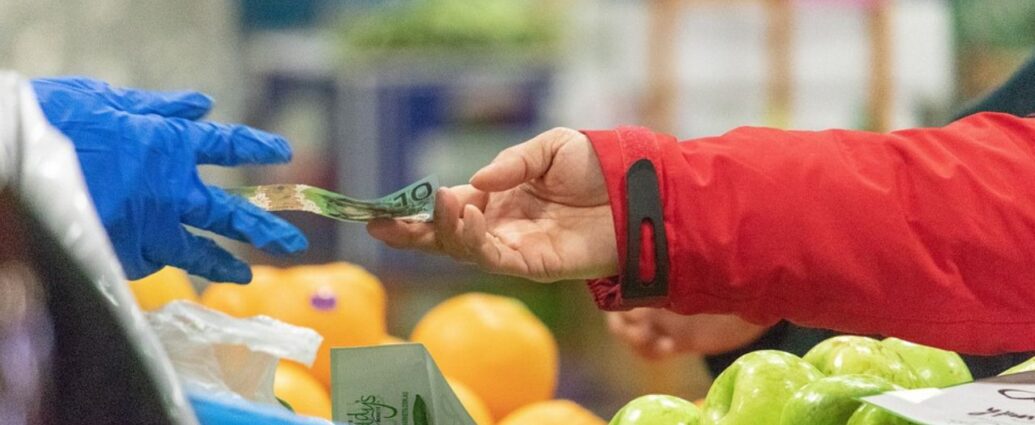 Jak oszczędzać pieniądze w diecie