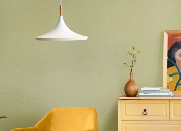 Nowoczesna lampa wisząca we wnętrzu