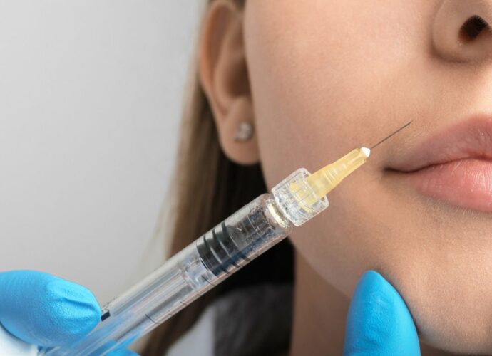 Wstrzykiwanie botoksu, czyli toksyny botulinowej