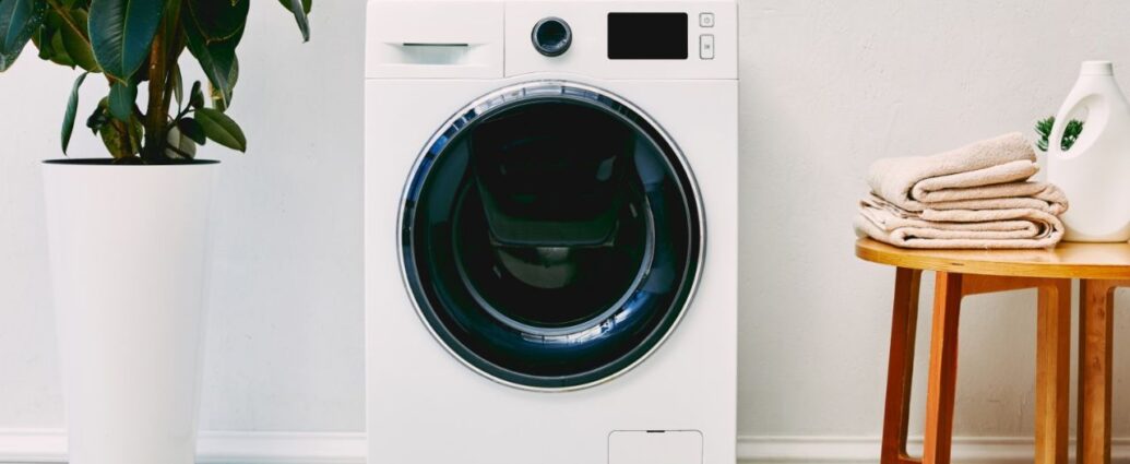 Pralka slim w łazience