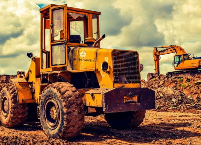 Gdzie najlepiej kupić części do maszyn budowlanych?