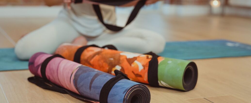 Maty do jogi. Jak wybrać?