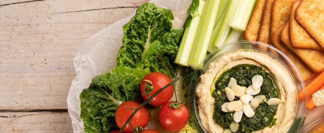 Hummus i świeże warzywa