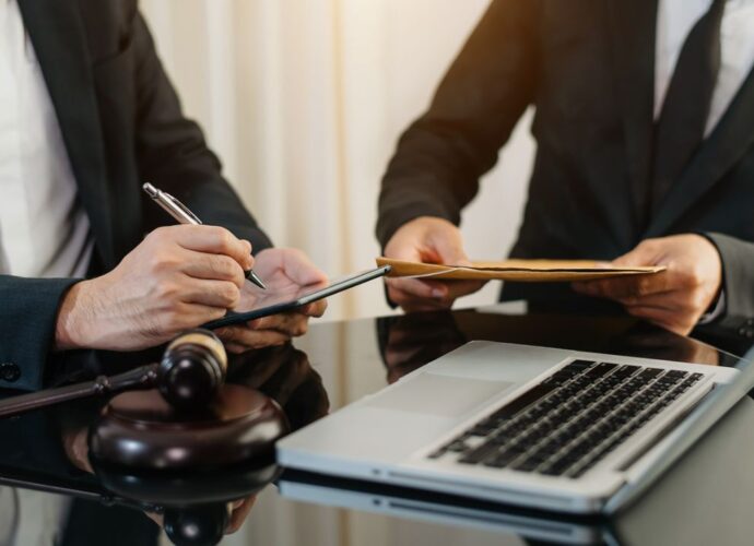 Jak odzyskać opłatę likwidacyjną z polisolokaty