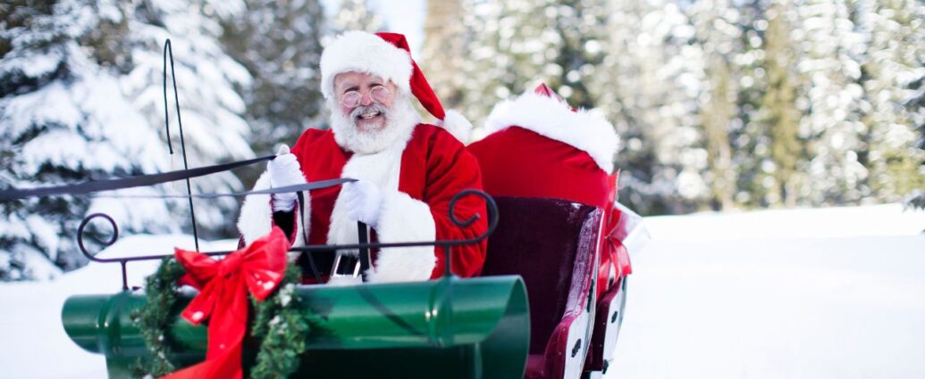 Święty Mikołaj w saniach