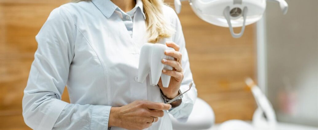 Dentystka w gabinecie