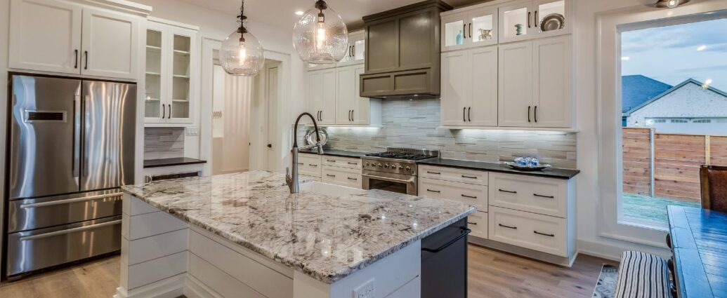 Granitowe blaty w nowoczesnej kuchni