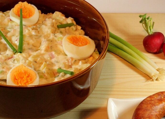 Sałatka ziemniaczana - symbol kuchni niemieckiej