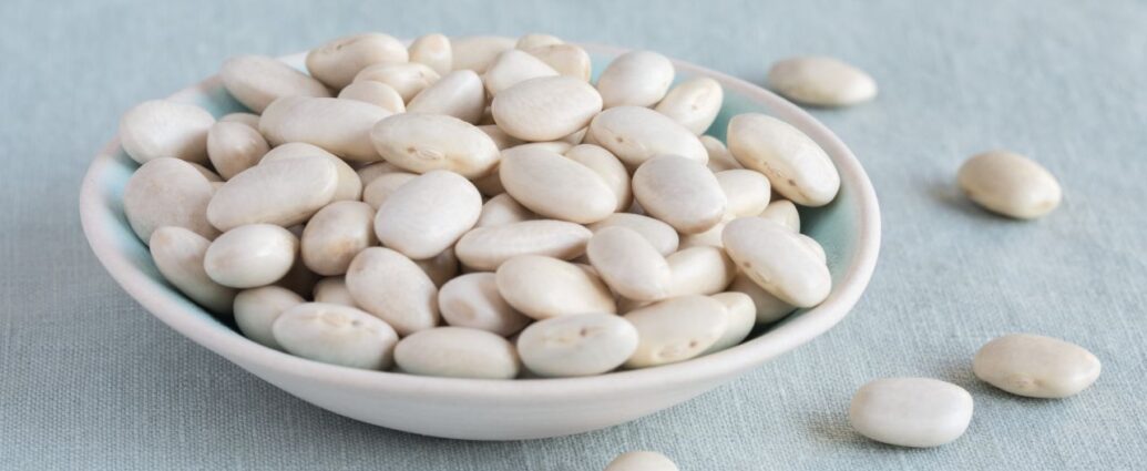 Wysuszone ziarna białej fasoli Piękny Jaś, tak zwanego Jaśka