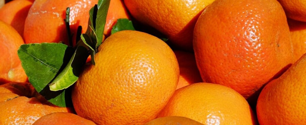 Dojrzałe mandarynki, sprawdź jak kupować te owoce