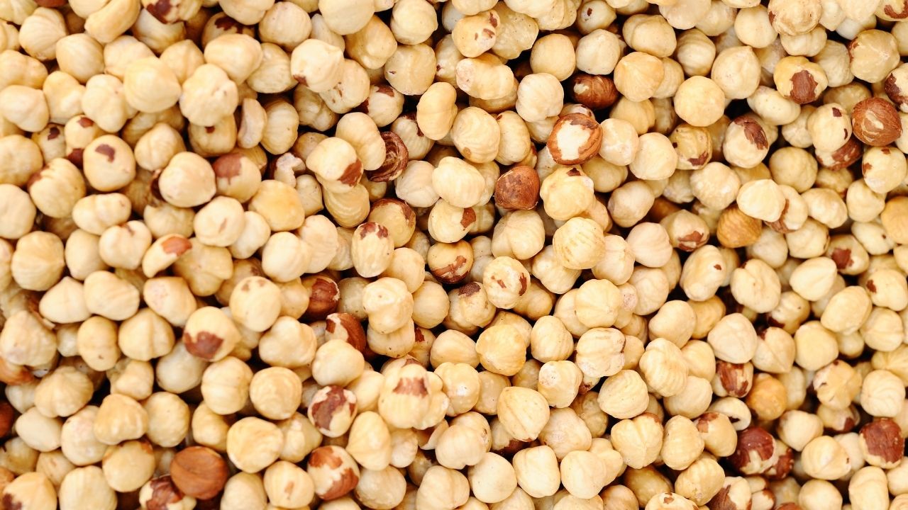 Obrane orzechy laskowe, bez brązowej skórki