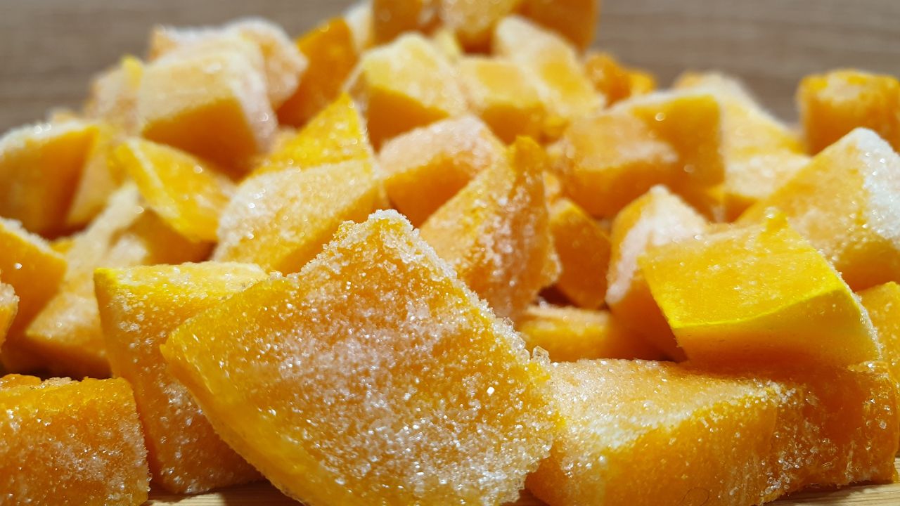 Mrożona dynia to szybki sposób na wiele pysznych dań i deserów