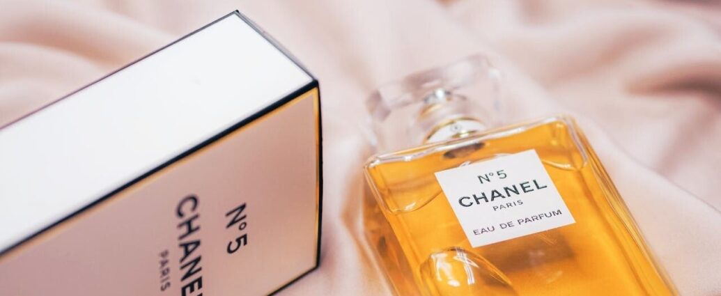 Zapachy inspirowane gwiazdami i kosmosem to bardzo ciekawe połączenia, które intrygują, zachwycają i oddają tajemniczą magię nieba