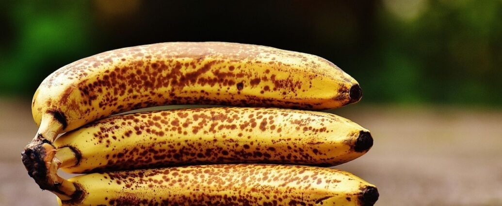 Przejrzałe banany możemy wykorzystać na wiele sposobów