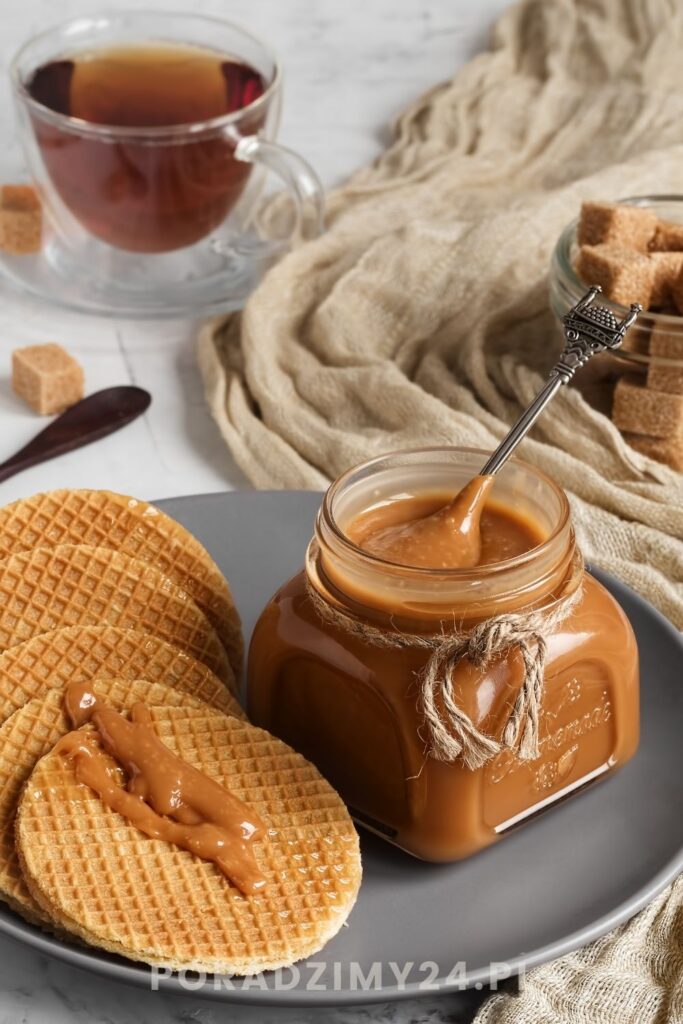 Krem kajmakowy ze starych krówek do gofrów i naleśników