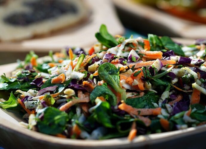 Czym zastąpić ryż w sałatkach?