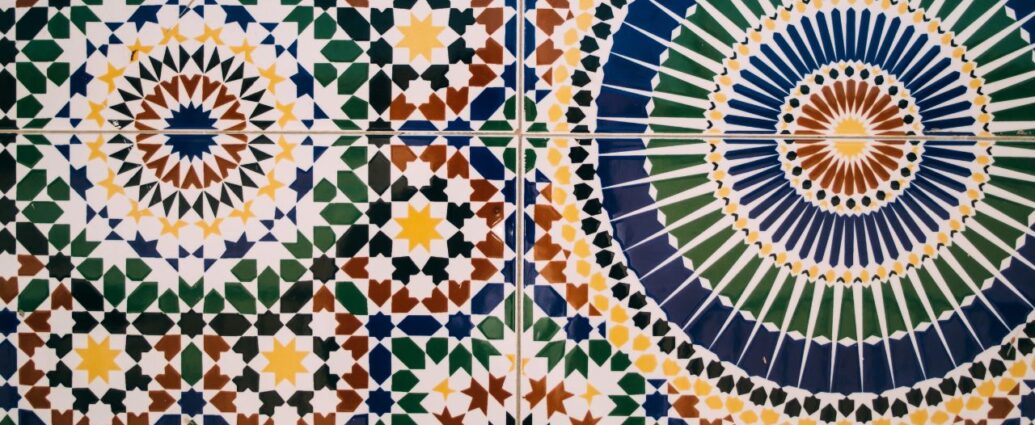 Marokańskie płytki wracają do łask. Zobacz, jak wykorzystać je w domu