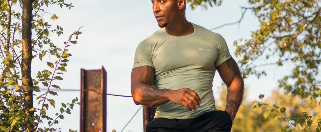 Rashguard na jesienne treningi – czy to dobry wybór przy zmiennej pogodzie?