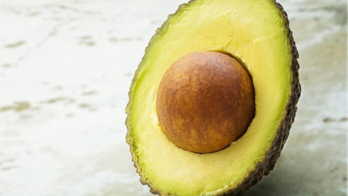 Czy pestka awokado to lekarstwo przyszłości? Nauka daje jasne sygnały