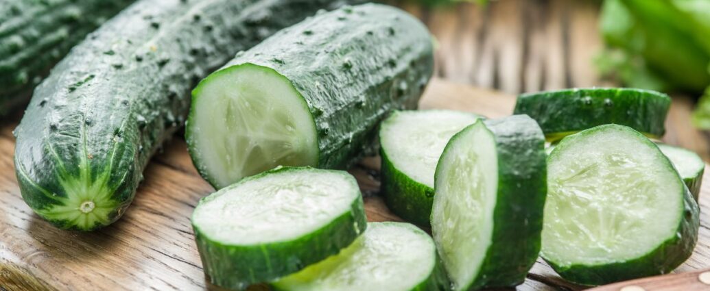 Ogórek gruntowy pokrojony w plasterki
