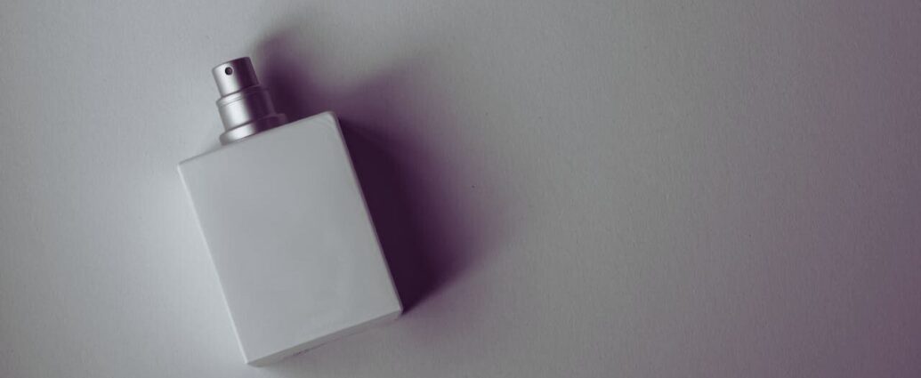 Ekskluzywne arabskie perfumy to bogactwo aromatów, które potrafi zaskoczyć lekkością, świeżością i niezwykłą trwałością