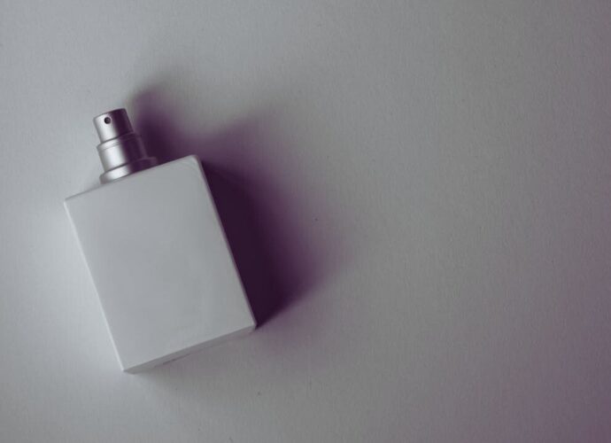 Ekskluzywne arabskie perfumy to bogactwo aromatów, które potrafi zaskoczyć lekkością, świeżością i niezwykłą trwałością