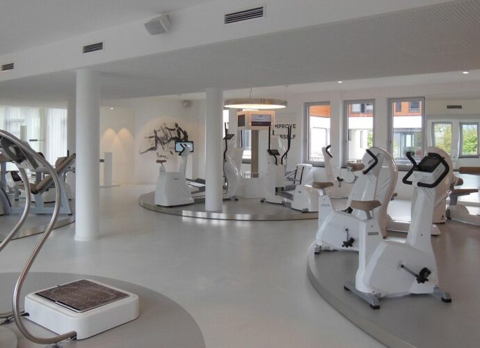 Siłownia w klubie fitness