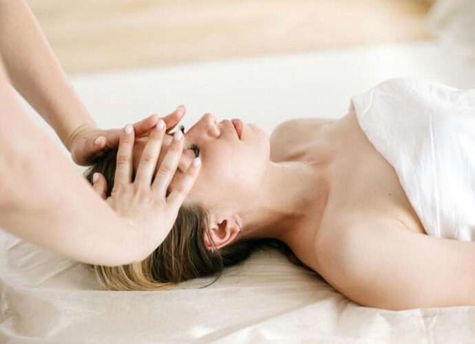 Profesjonalny masaż twarzy