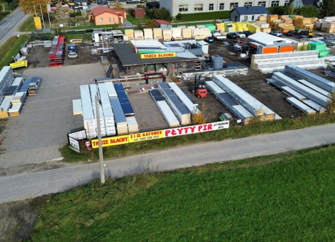 Płyty Warstwowe od ASPanel to rozwiązanie, które zdominowało współczesny rynek budownictwa przemysłowego i rolniczego