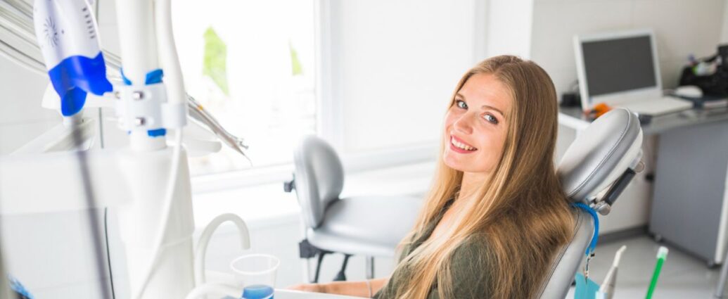 Jakie usługi stomatologiczne otrzymasz w gabinecie stomatologicznym?