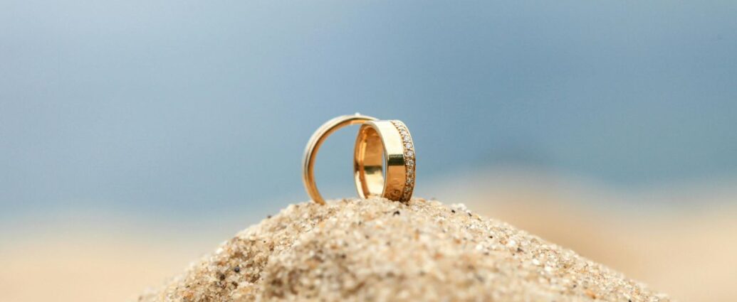 Jak wybrać obrączki ślubne na lata?
